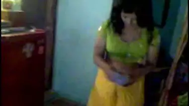 Sheetal bhabi free porn MMS video with colleague
