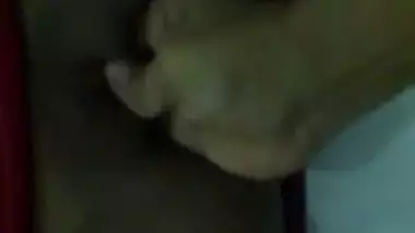 Desi guy fingering his wife in free porn tube