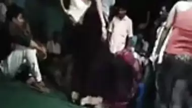 INDIAN DIRTY DANCING WITH BOOBS AND PUSSY FLASHED