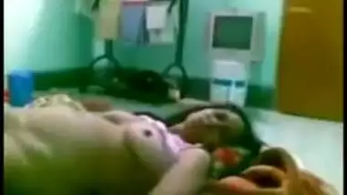 Teenager Pakistani Fucking First Time With Blood - Pakistani First Time Teen Girl Bleeding Sex indian porn movs