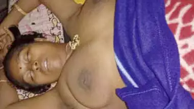 380px x 214px - School Girl Sleeping Tach Boobs indian porn movs