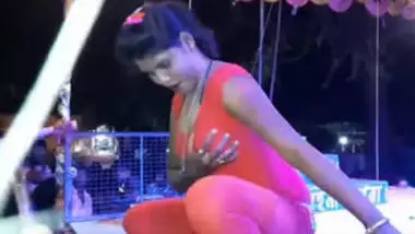380px x 214px - Bhojpuri Mai Sexy Dance Choda Chodi indian porn movs