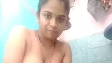 Nepali Girls Masturbating And Bathing Spying - Nepali Girl Bath River indian porn movs