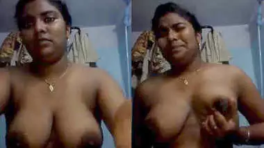 Tamil teen squeezing her boobs with hot expression