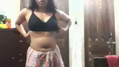 Hindissxxx - Bengali Girl Gude Begun Dhokano Video indian porn movs