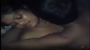 Naked tamil aunty illegal pundai fucking video