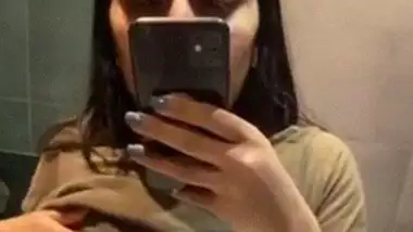 Mobile Phone Se Bur Me Sex - Punjabi Kudi Di Fuddi Mari Video With Audio indian porn movs