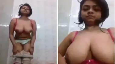 Porn Naga Girl In Outdoor Bathing Fucking Video - Nagaland Girls Massage Hidden Camera indian porn movs