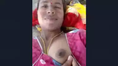 Telugu Bhabhi Showing Her Boobs and Pussy Part 1