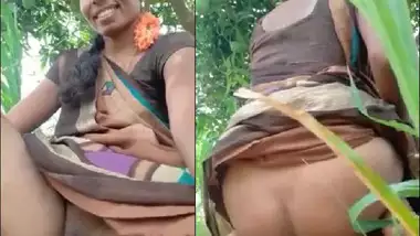 Telugu Outdoor Sex Videos - Andhra Village Saree Telugu Outdoor Sex Video indian porn movs