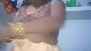 Xxx Mom Gujrati - Gujarati Xxx Home indian porn movs