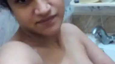 Samudar Kinara Ka Xxxsex Vidio - Samandar Main Kinara Sexy indian porn movs