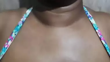 Sri Lankan Mommy Housewife Cheating On Her porn video