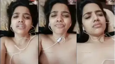 380px x 214px - Desi Porn Of A Naked Chennai Girl Masturbating On A Video Call porn video