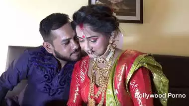 Indian Hindi Audio Sex Honeymoon - Newly Married Indian Girl Sudipa Hardcore Honeymoon First Night Sex And  Creampie Hindi Audio porn video