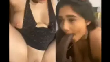Bengalifokingvideo - Licking Pussy Of Young Desi Sister porn video