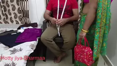 Desi Bhabhi Seduces Ladies Tailor For Fucking...
