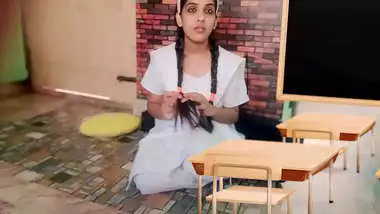 Indian Hot School Fucked in Tuition Class