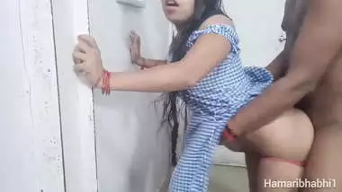 Indian college girl fucked by her teacher for good marks. Indian Desi bf video.