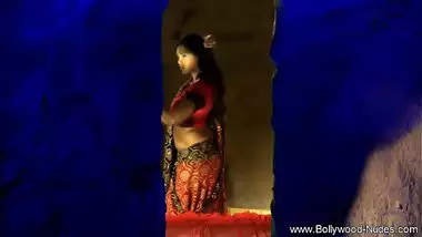 Exotic Indian Princess Dancing