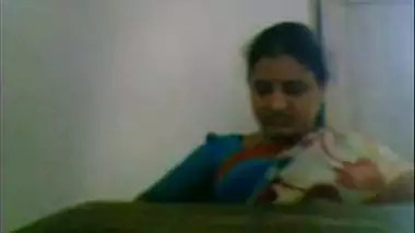 South Indian school teacher screwed by office peon